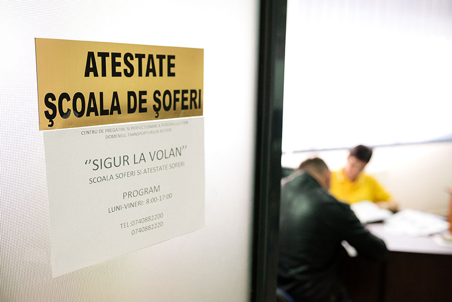 Atestate scoala de soferi Iasi