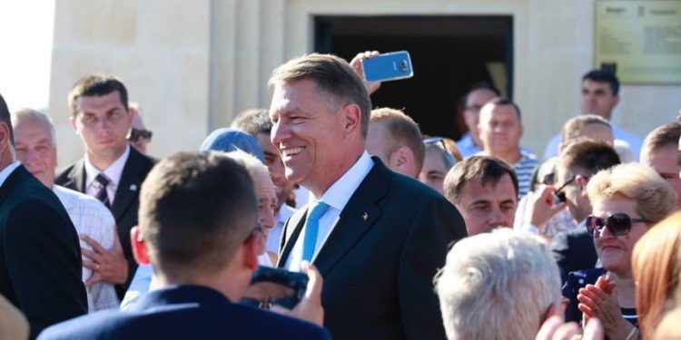Klaus Iohannis asteptat la Iasi