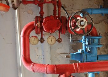 Ți s-a defectat instalația sanitară Iată ce poți face până vine instalatorul