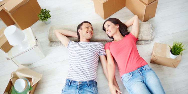 Te muți în casă nouă? Află ce NU trebuie să îți lipsească!