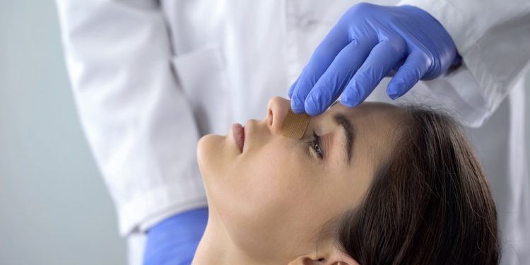 5 beneficii ale operației de rinoplastie
