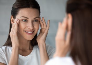 Cum să ai grijă de sănătatea ochilor tăi? 5 sfaturi