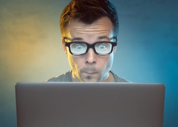 Cum să îți protejezi ochii în era digitală? 8 recomandări