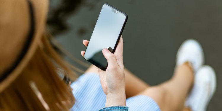 Cât de importantă este bateria când alegem un nou telefon inteligent?