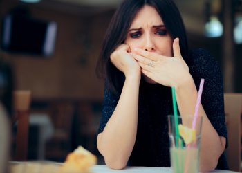 Sughitul: de ce apare si cum poti scapa de el?